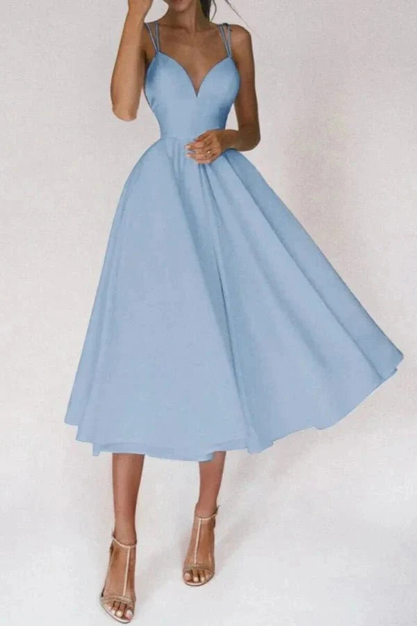 Robe femme col V encolure dégagée coupe élégante