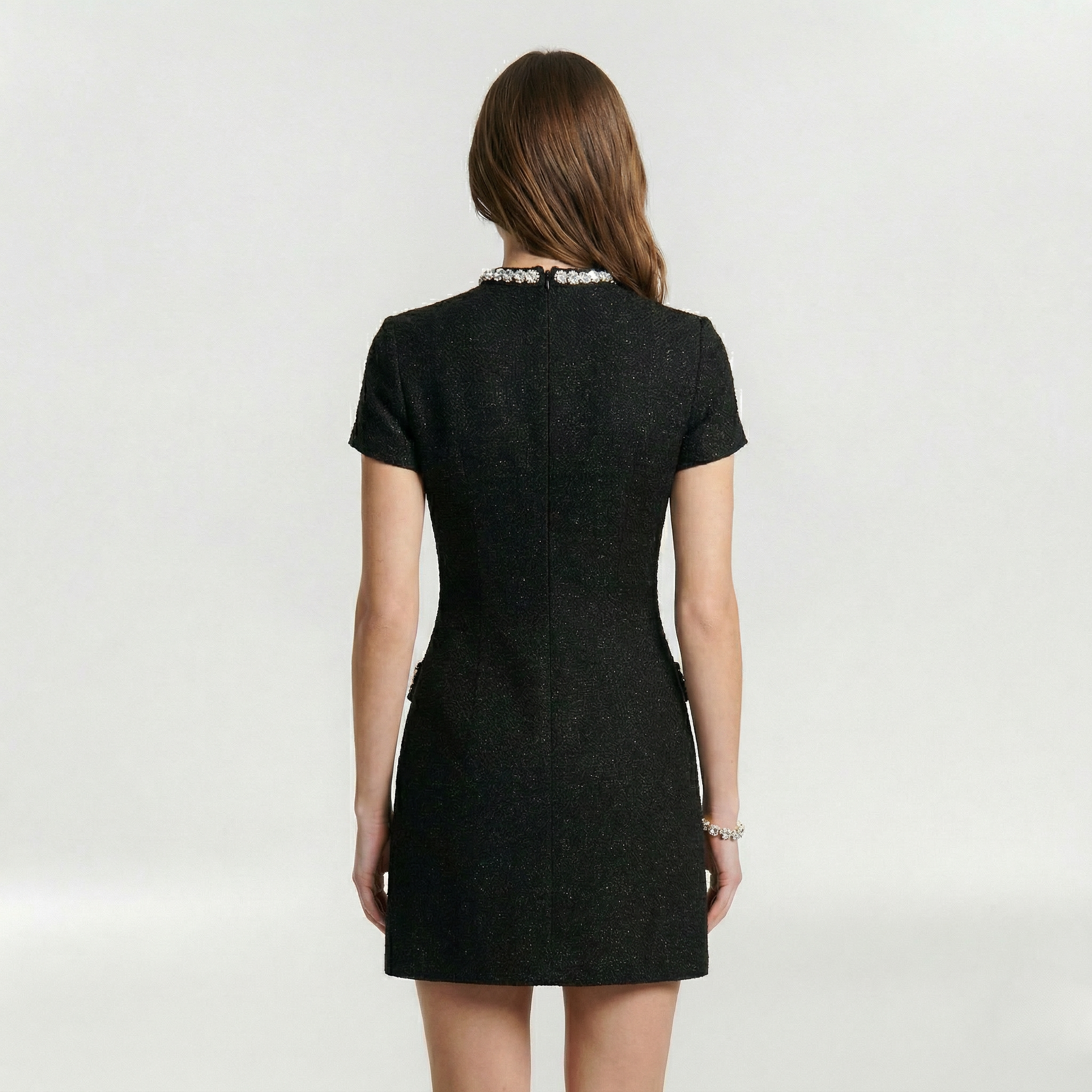 Robe mini femme à bordure de perles et poches élégante